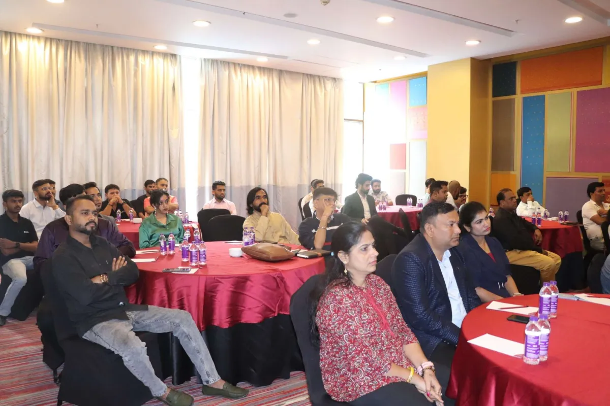Modern coworking space with stylish furniture and a bright ambiance