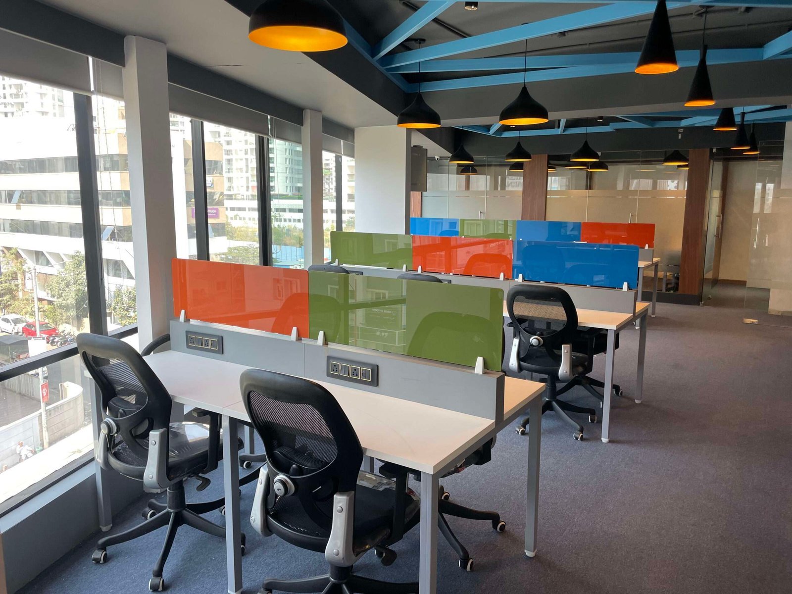 Affordable coworking space near Balewadi High Street at Workin Space Modi Square